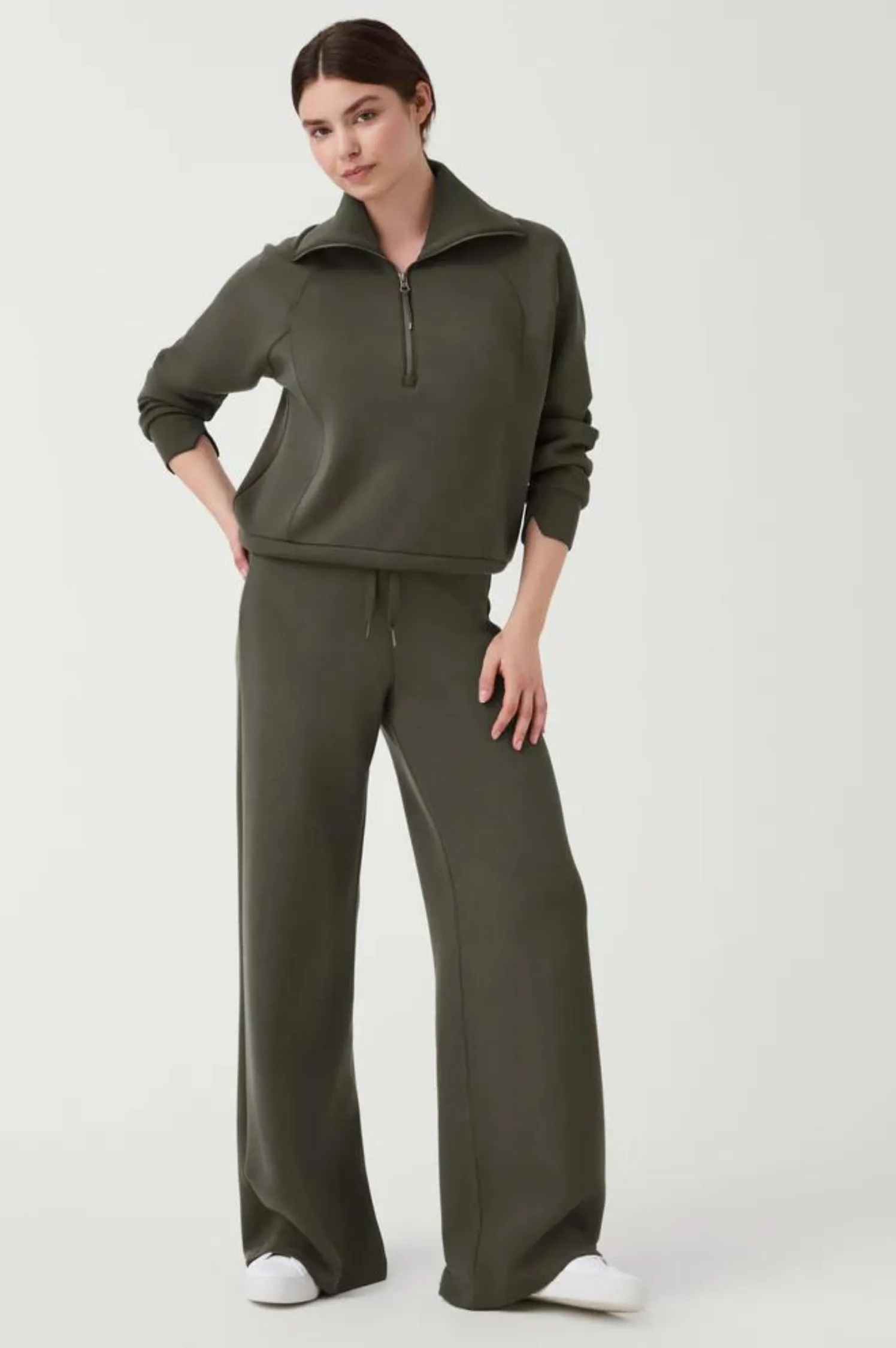 Airessentials Wide Leg Pant