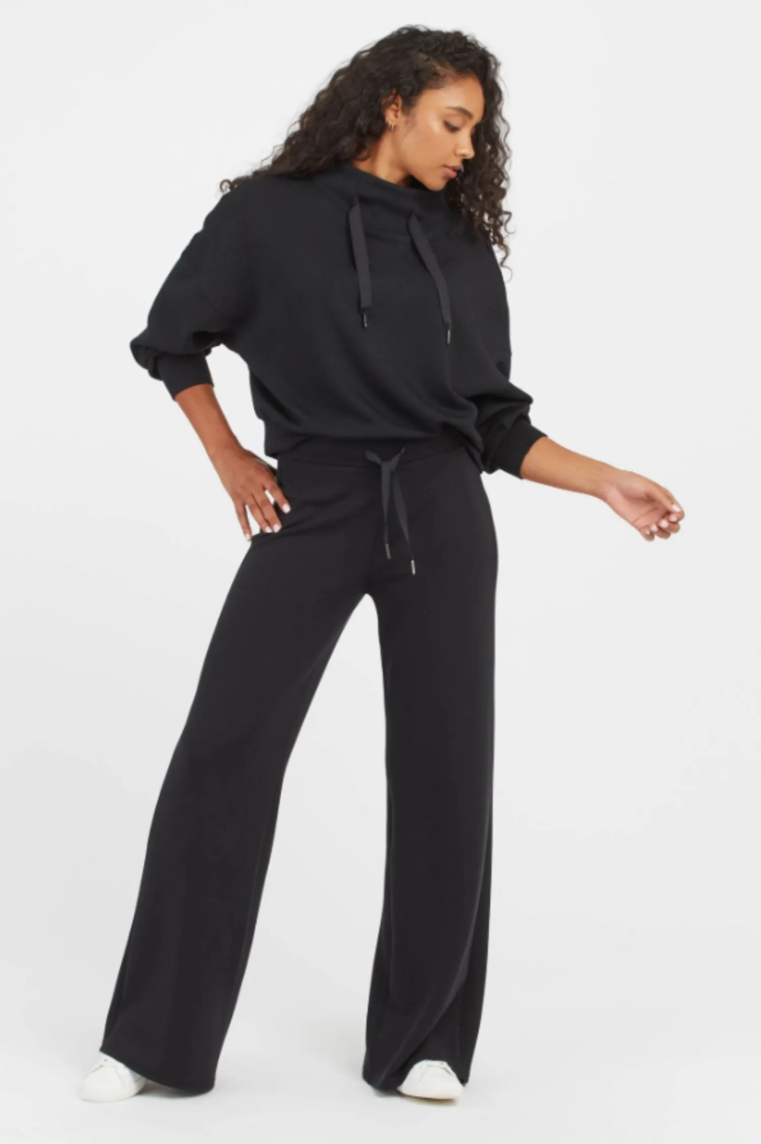 Airessentials Wide Leg Pant