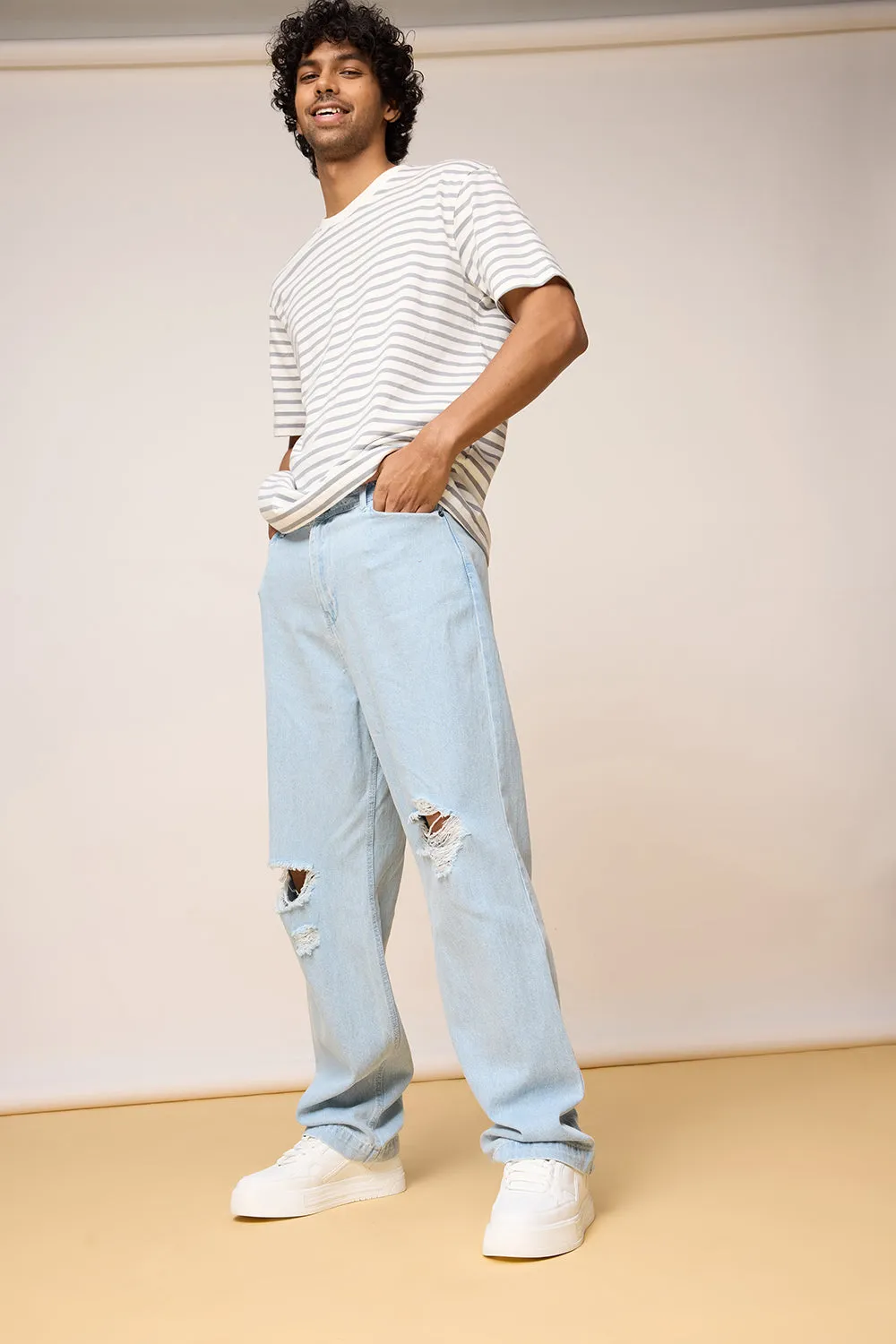 Men’s Light Blue Straight Fit Jeans with Knee Rips