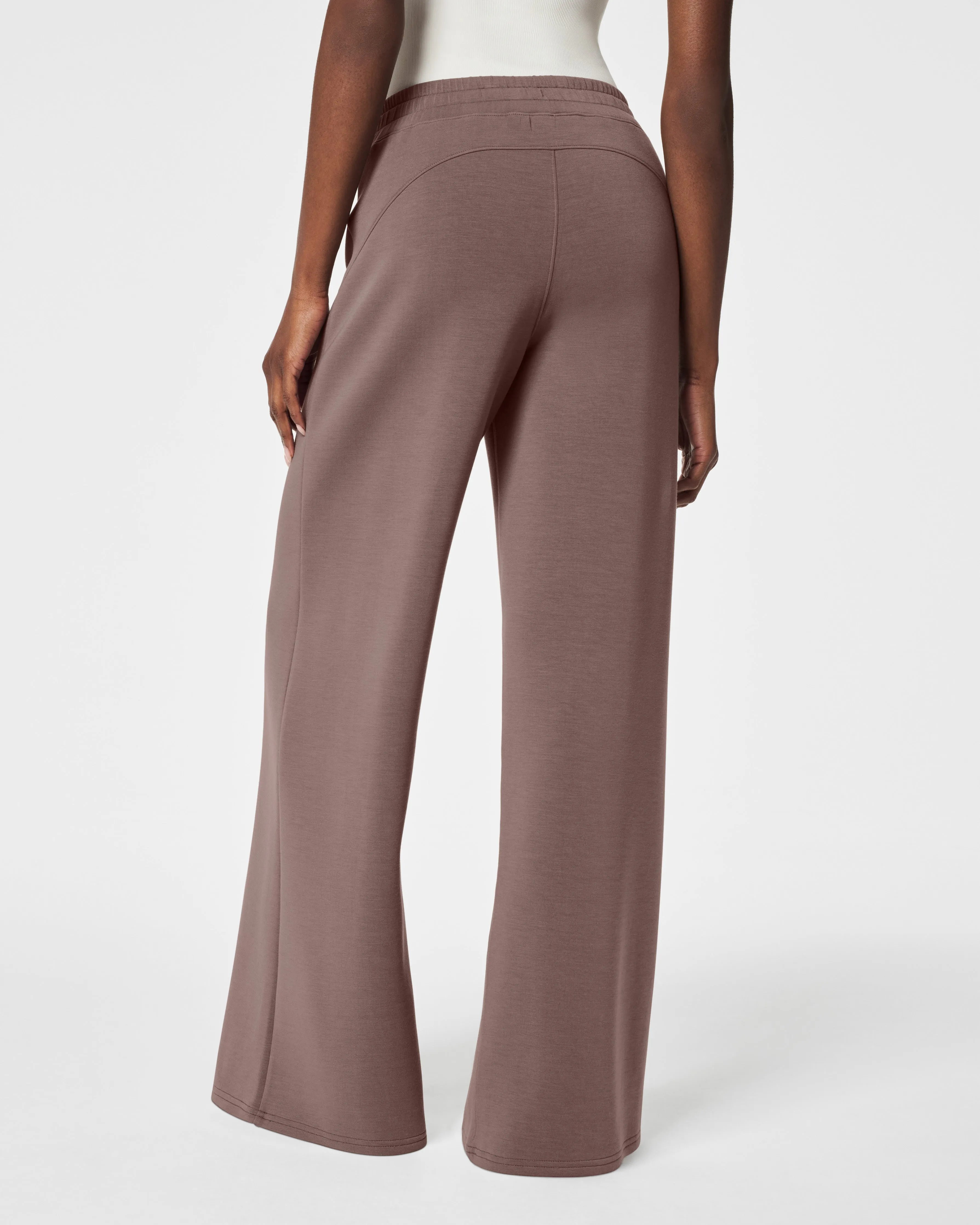 SPANX AirEssentials Wide Leg Pant