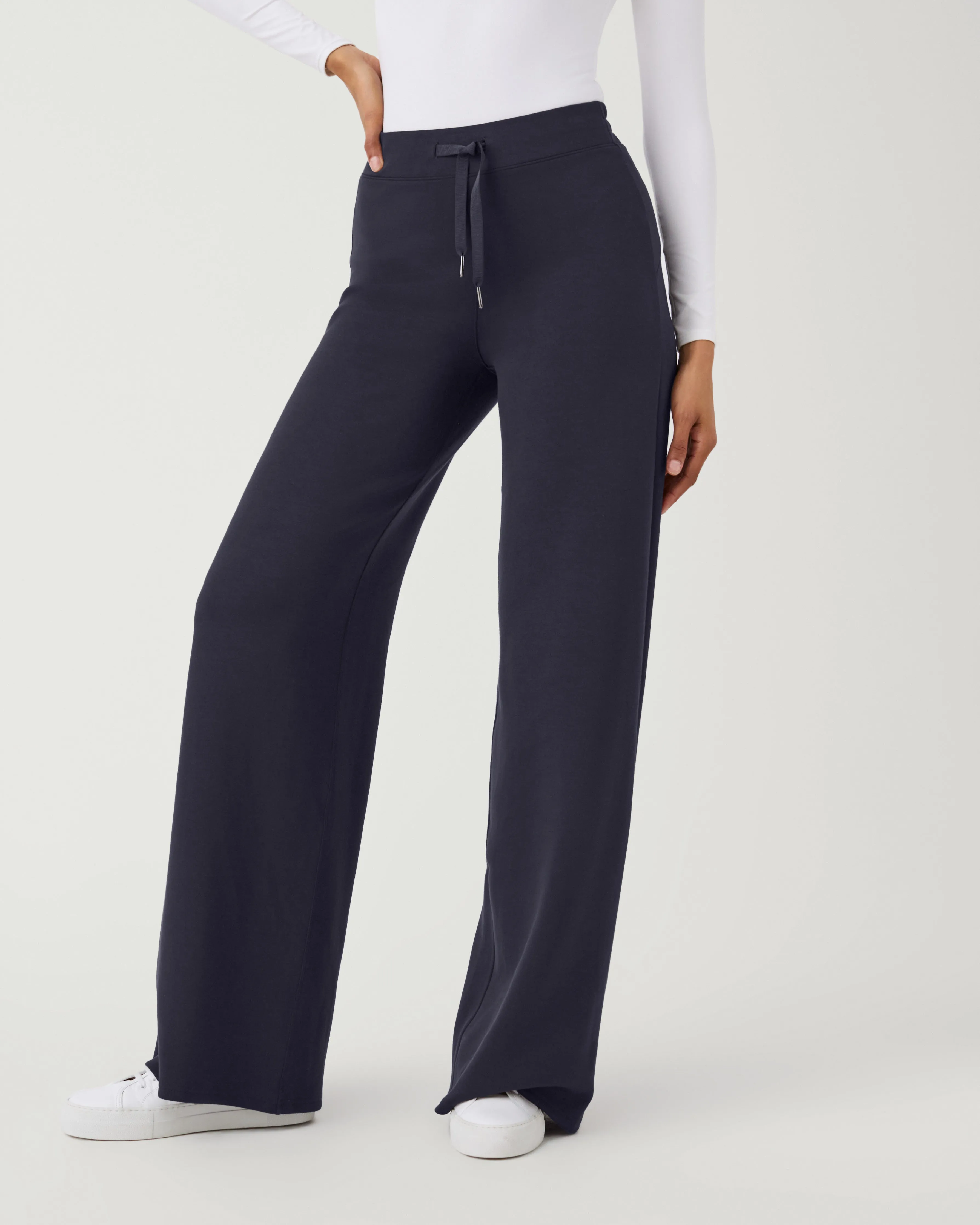 SPANX AirEssentials Wide Leg Pant